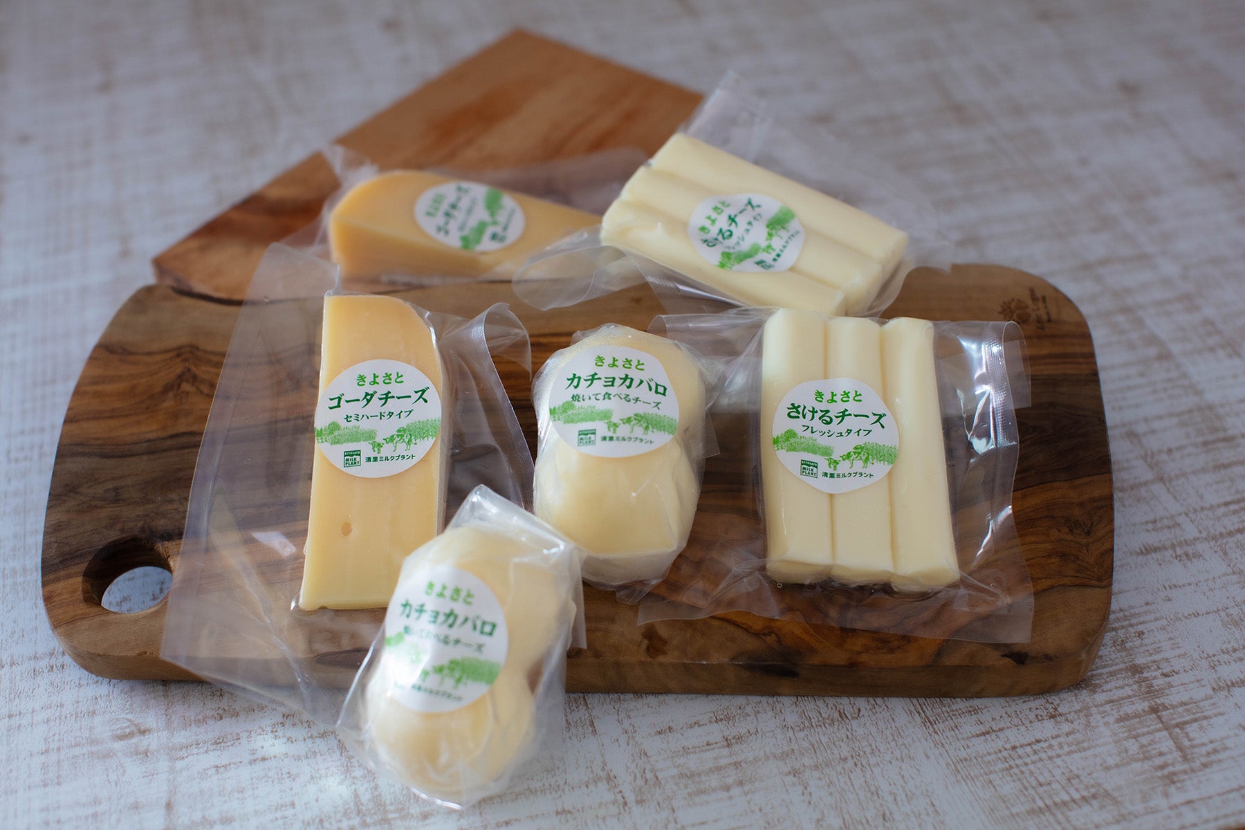 【山梨県／清里ミルクプラント】特定農場の高品質な生乳を「ノンホモ製法」低温殺菌処理牛乳本来の風味と栄養素が生きている牛乳