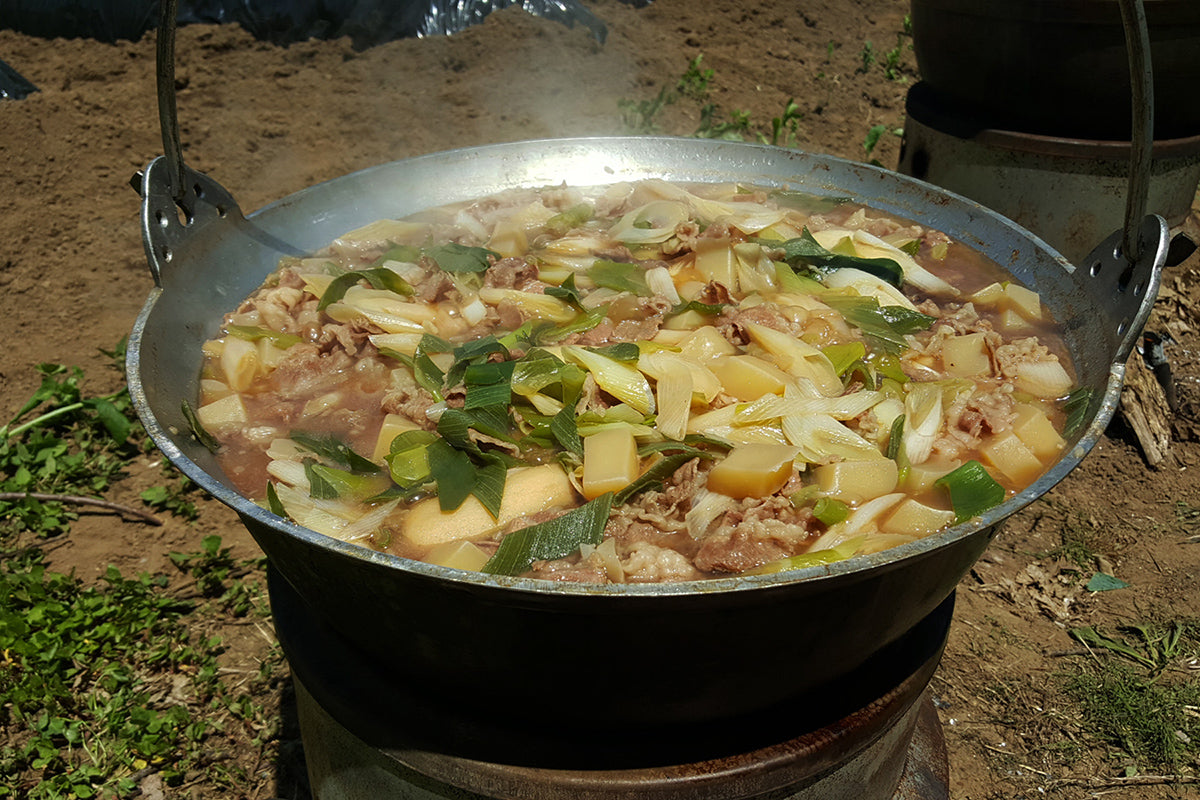 【山形県／さとう農園】今、世界が頷く山形のソールフード。本物の「芋煮」をお届けします